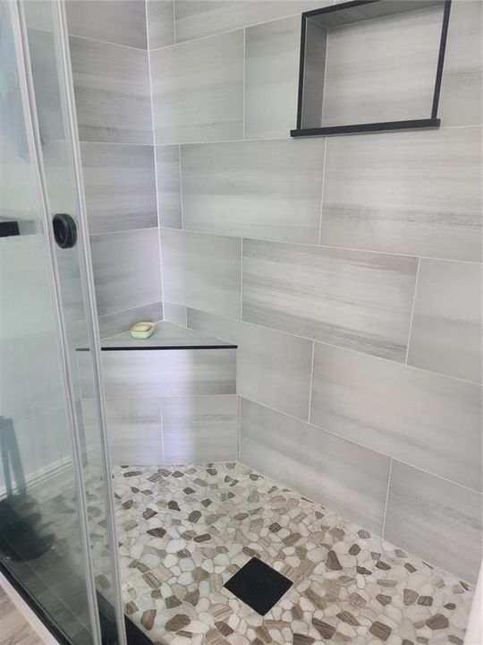 For Sale: $295,999 (3 beds, 2 baths, 1600 Square Feet)
