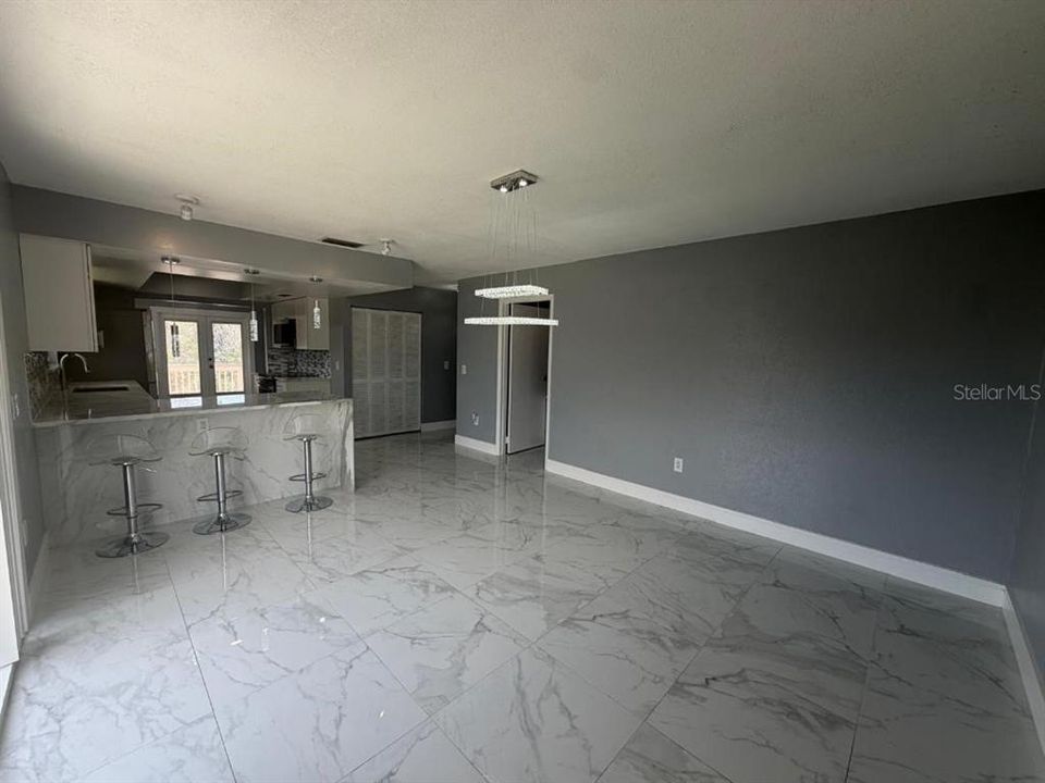 For Sale: $920,000 (5 beds, 3 baths, 4350 Square Feet)