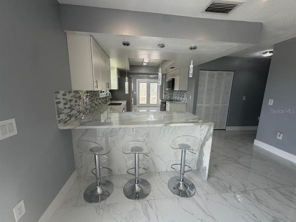 For Sale: $920,000 (5 beds, 3 baths, 4350 Square Feet)