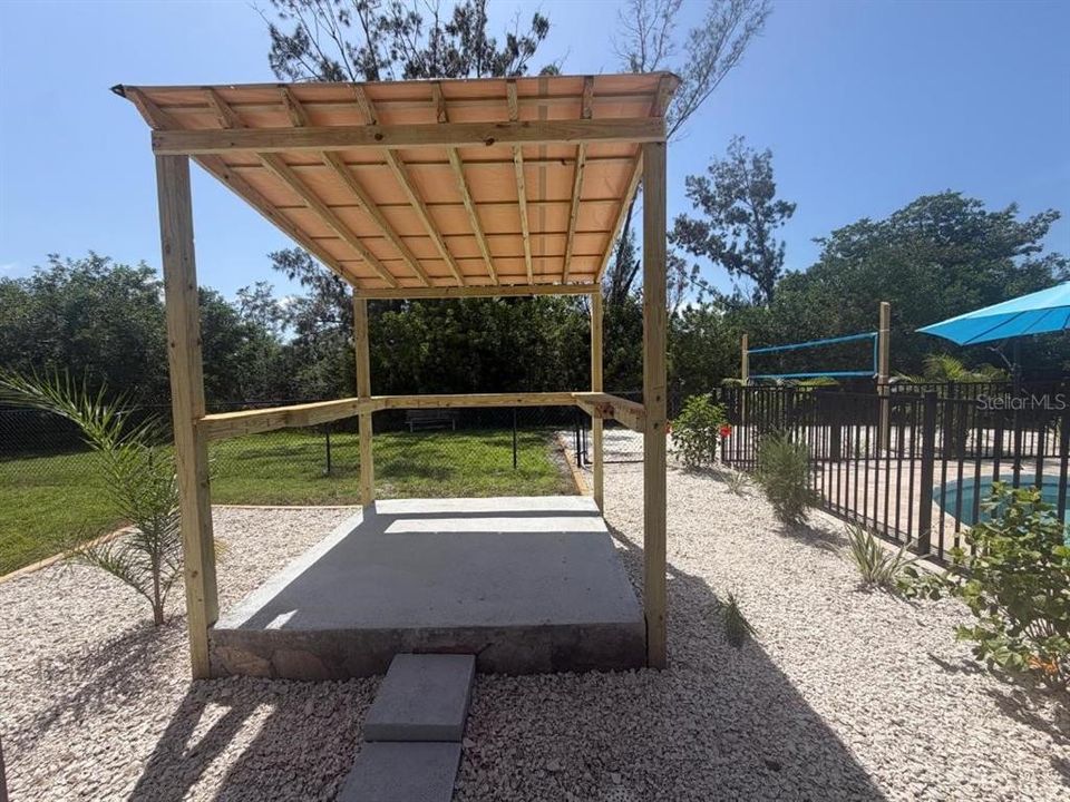 For Sale: $920,000 (5 beds, 3 baths, 4350 Square Feet)