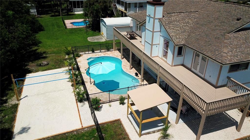 For Sale: $920,000 (5 beds, 3 baths, 4350 Square Feet)
