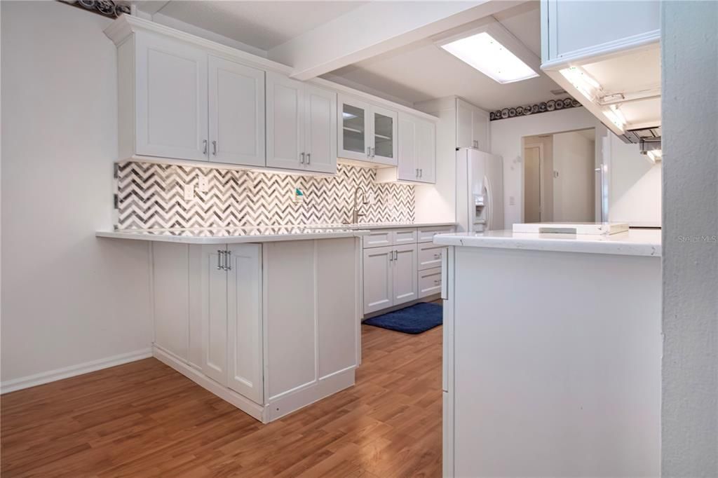 En Venta: $325,000 (2 camas, 2 baños, 1727 Pies cuadrados)