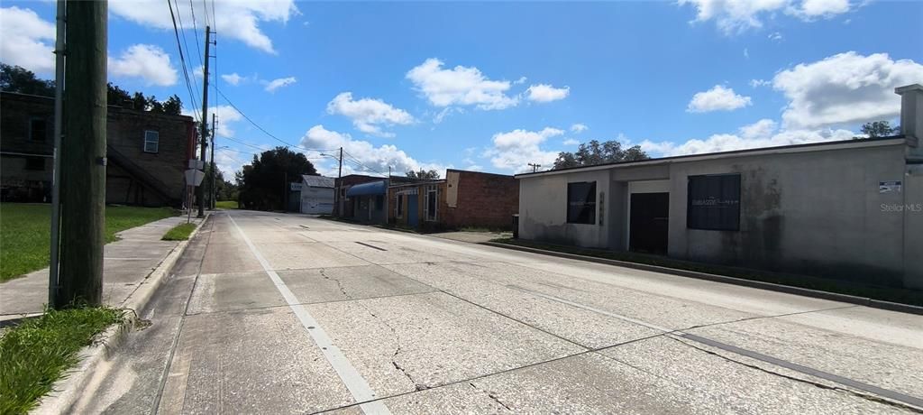 For Sale: $158,500 (0 beds, 0 baths, 1195 Square Feet)