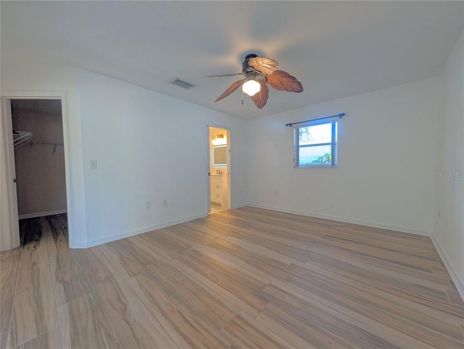 For Sale: $445,000 (3 beds, 2 baths, 1423 Square Feet)