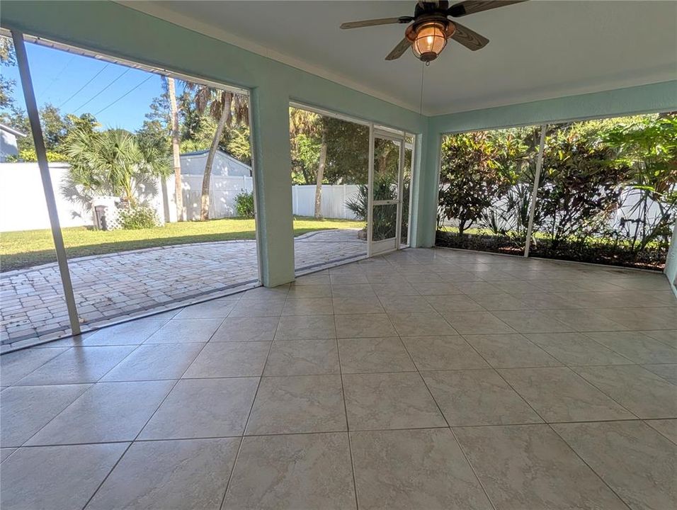 For Sale: $445,000 (3 beds, 2 baths, 1423 Square Feet)