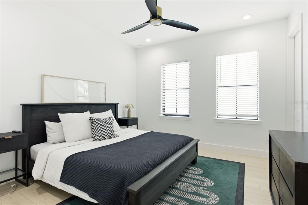 For Sale: $945,000 (3 beds, 2 baths, 2259 Square Feet)