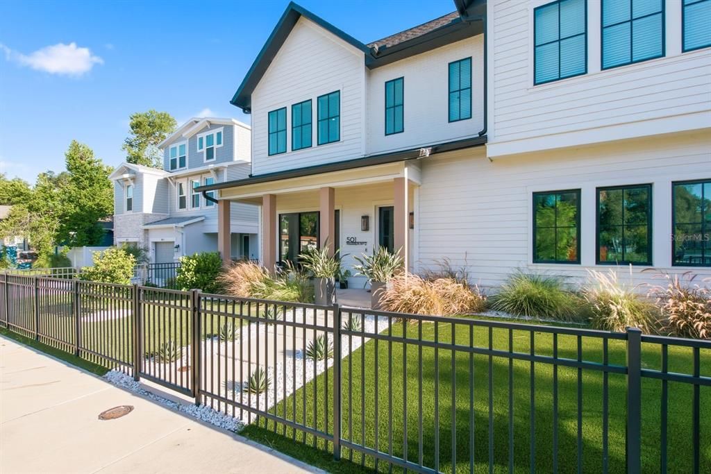 For Sale: $945,000 (3 beds, 2 baths, 2259 Square Feet)