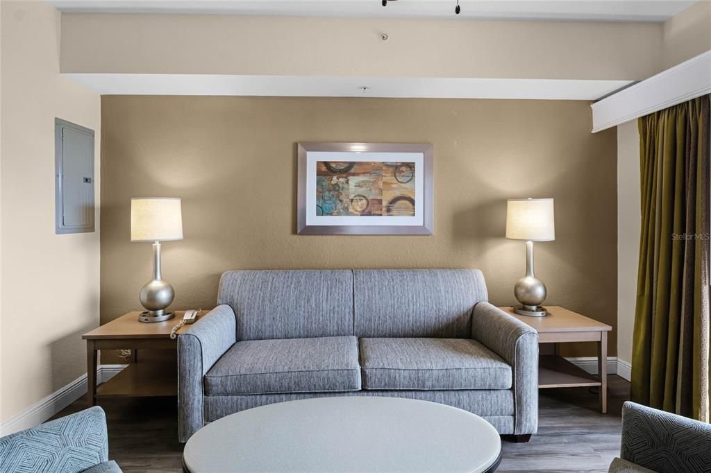 For Sale: $199,000 (3 beds, 2 baths, 1200 Square Feet)