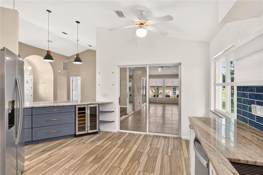 For Sale: $340,000 (3 beds, 2 baths, 1839 Square Feet)