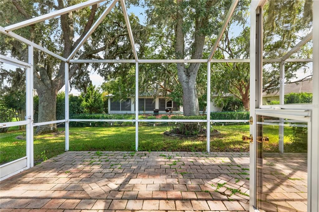 For Sale: $340,000 (3 beds, 2 baths, 1839 Square Feet)