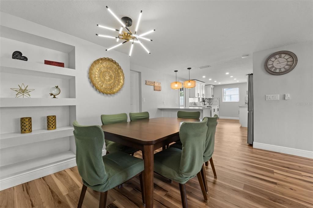 For Rent: $1,895 (3 beds, 2 baths, 1210 Square Feet)