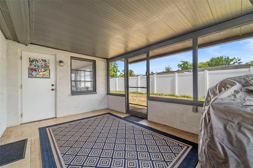 For Rent: $1,895 (3 beds, 2 baths, 1210 Square Feet)