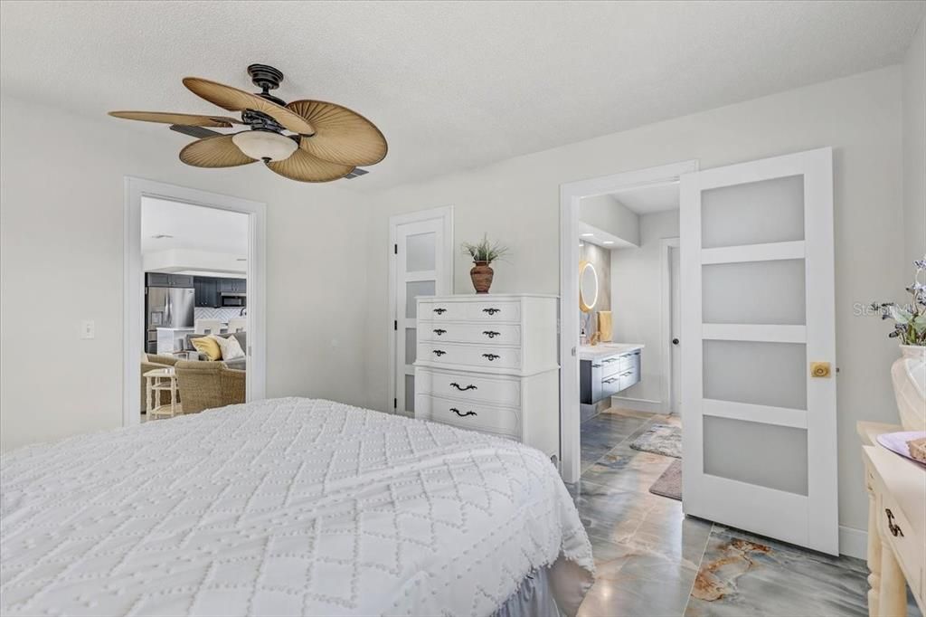 For Sale: $460,000 (2 beds, 2 baths, 1544 Square Feet)