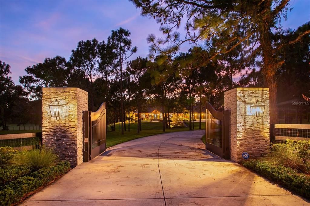 En Venta: $1,999,000 (7.00 acres)