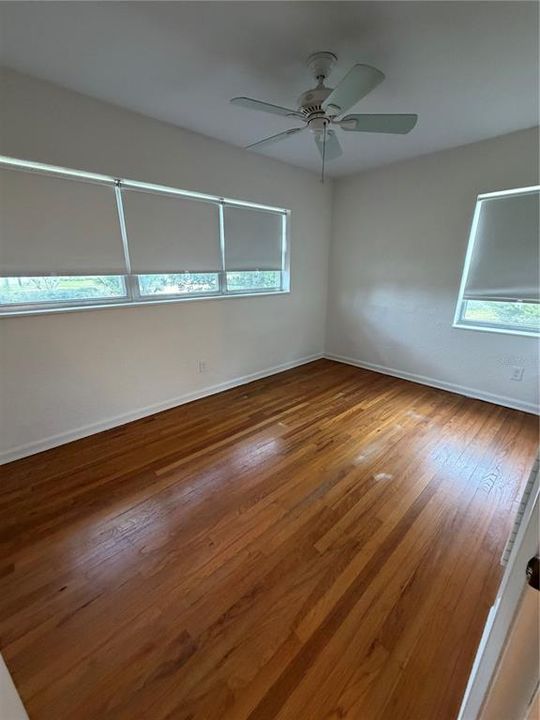 For Rent: $2,550 (4 beds, 2 baths, 1392 Square Feet)