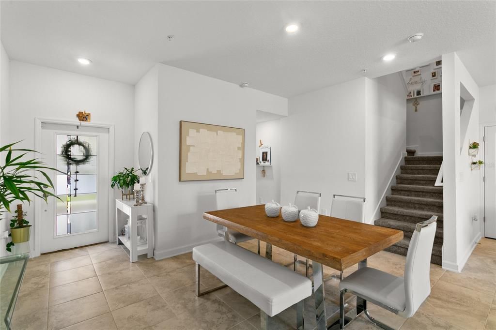 For Sale: $429,900 (4 beds, 2 baths, 1992 Square Feet)