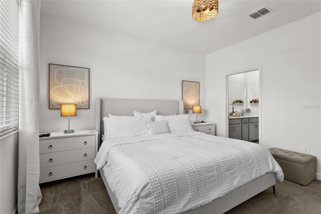 For Sale: $429,900 (4 beds, 2 baths, 1992 Square Feet)