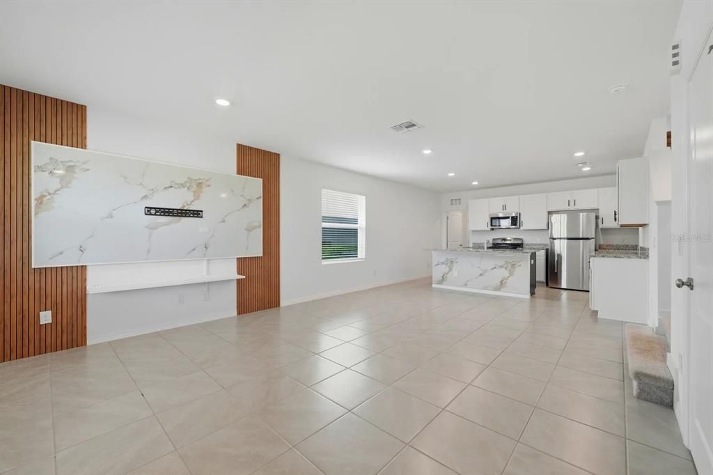 For Sale: $398,000 (3 beds, 2 baths, 1536 Square Feet)