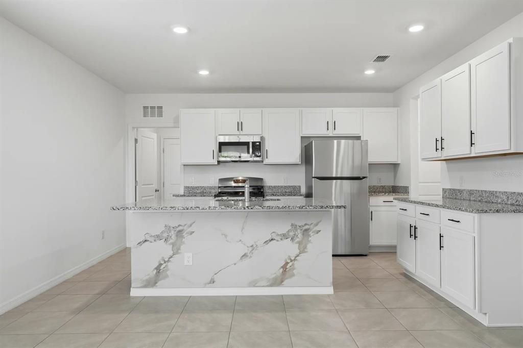 For Sale: $398,000 (3 beds, 2 baths, 1536 Square Feet)