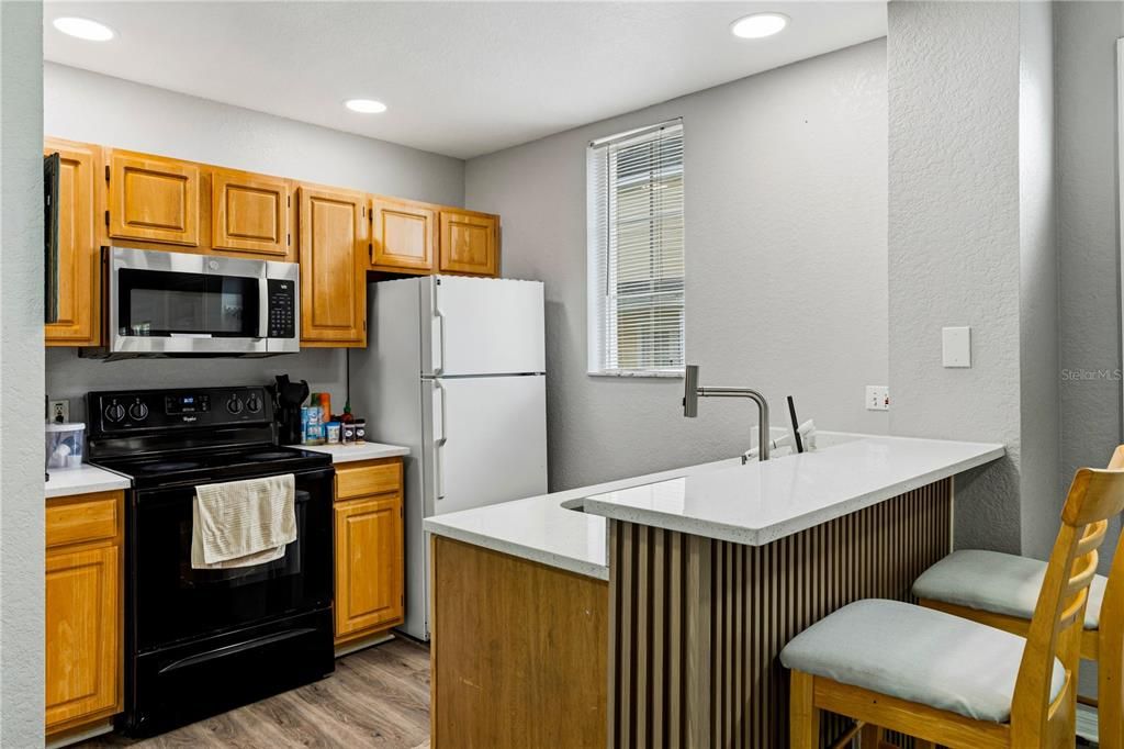 For Sale: $235,000 (4 beds, 3 baths, 1470 Square Feet)