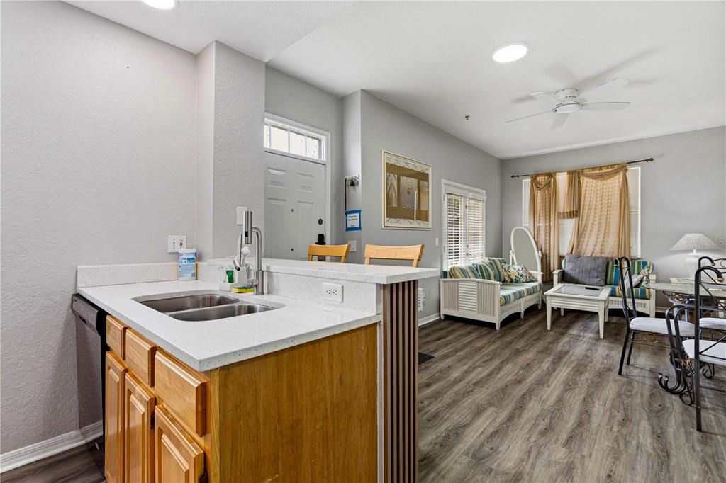 For Sale: $235,000 (4 beds, 3 baths, 1470 Square Feet)