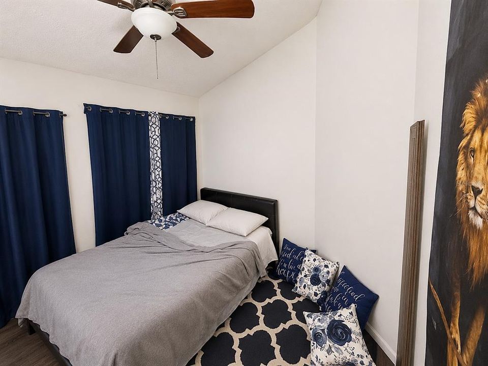 For Sale: $389,999 (3 beds, 2 baths, 1240 Square Feet)