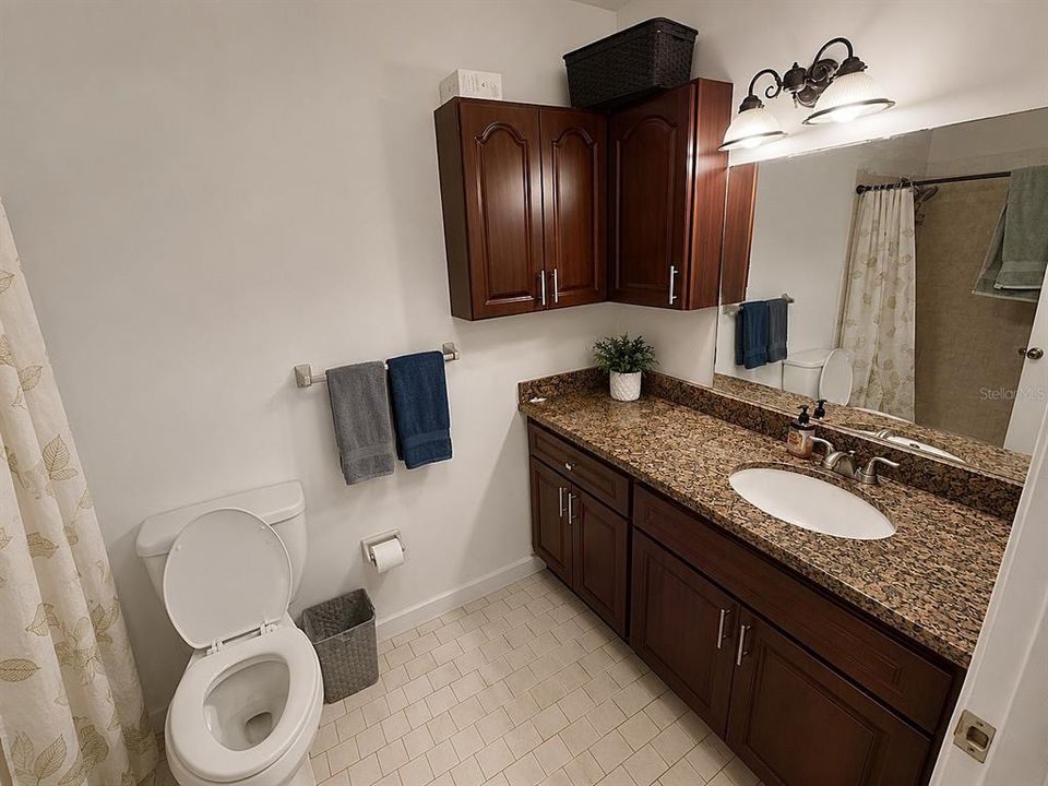 For Sale: $389,999 (3 beds, 2 baths, 1240 Square Feet)