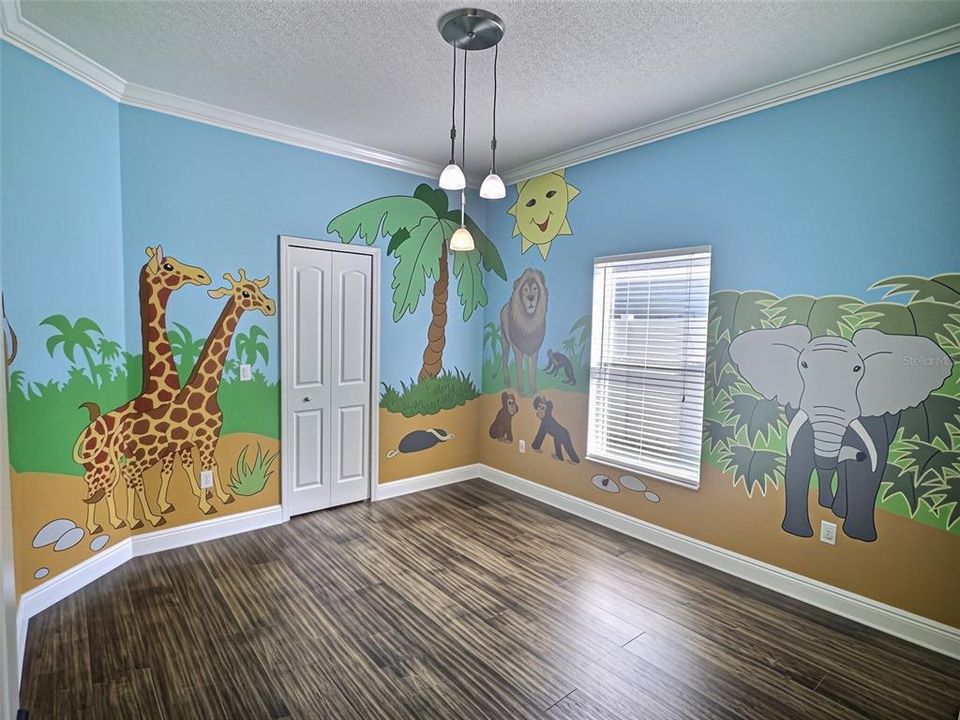For Sale: $415,000 (4 beds, 2 baths, 2237 Square Feet)