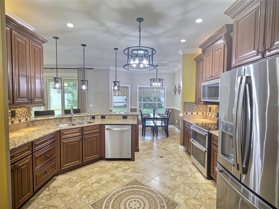 For Sale: $415,000 (4 beds, 2 baths, 2237 Square Feet)