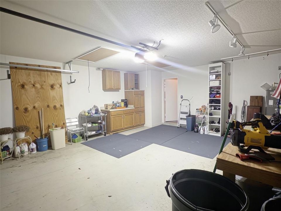 For Sale: $415,000 (4 beds, 2 baths, 2237 Square Feet)