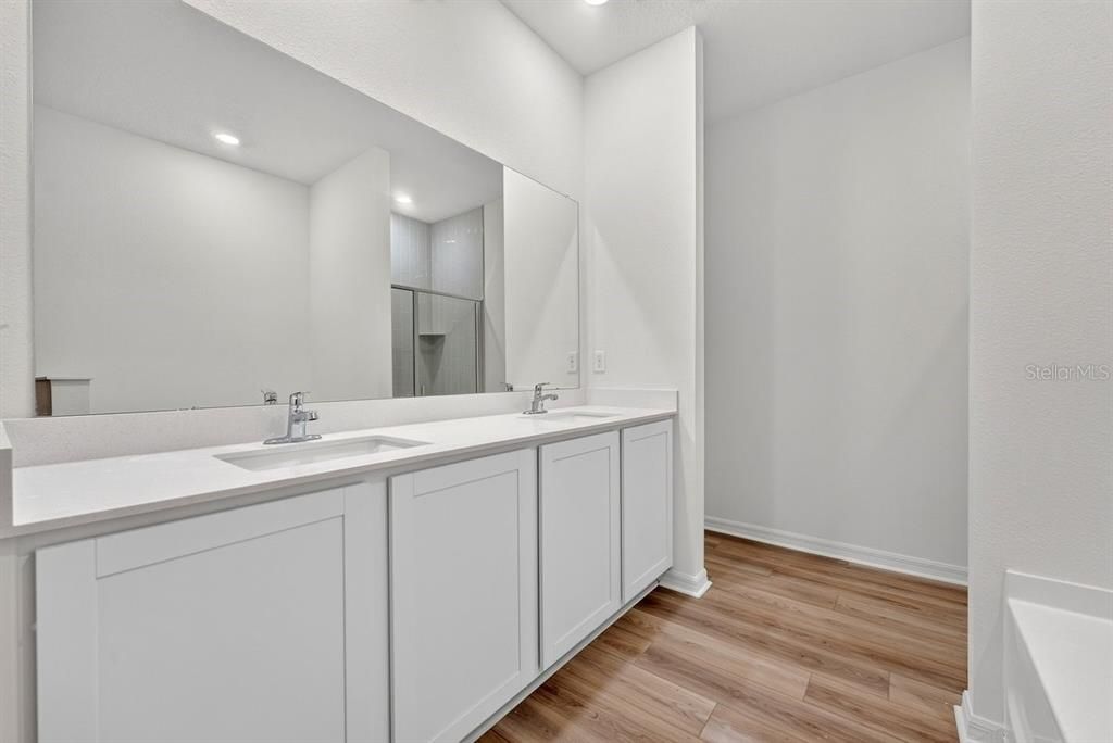 For Sale: $380,000 (4 beds, 2 baths, 1851 Square Feet)
