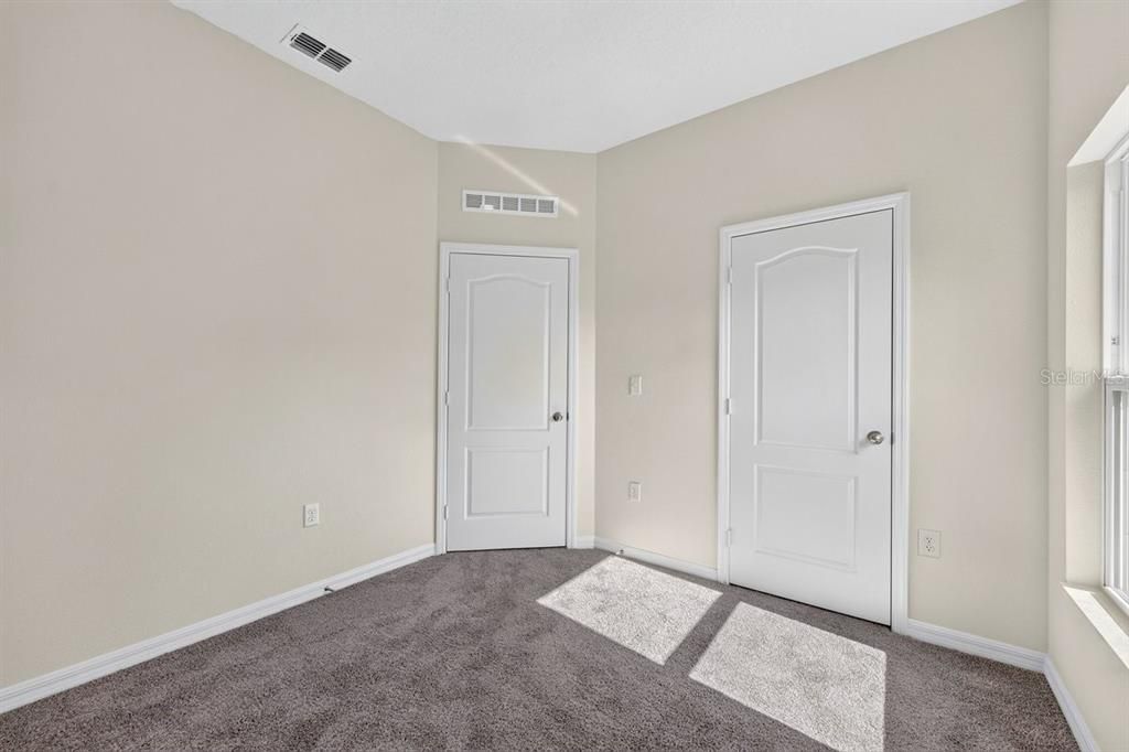 For Sale: $380,000 (4 beds, 2 baths, 1851 Square Feet)