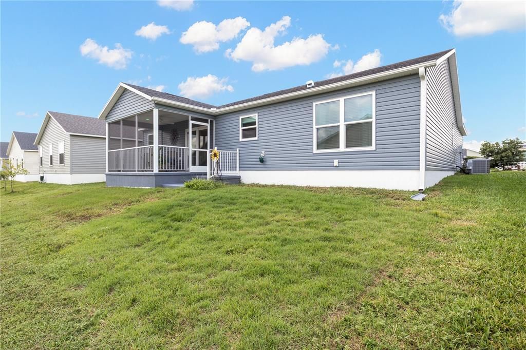 For Sale: $339,900 (3 beds, 2 baths, 1392 Square Feet)