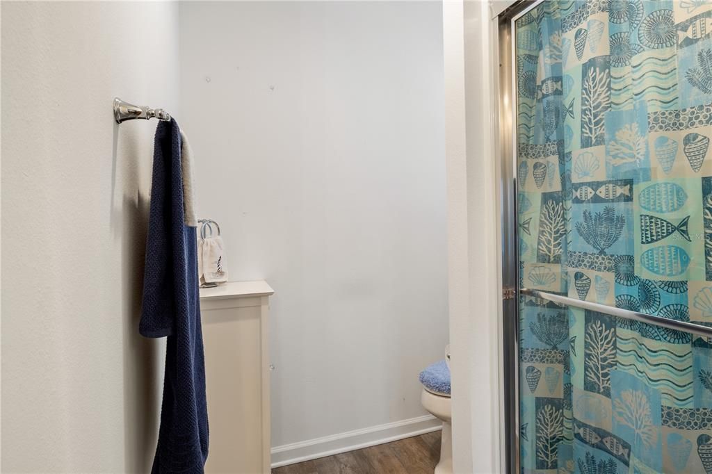 For Sale: $339,900 (3 beds, 2 baths, 1392 Square Feet)
