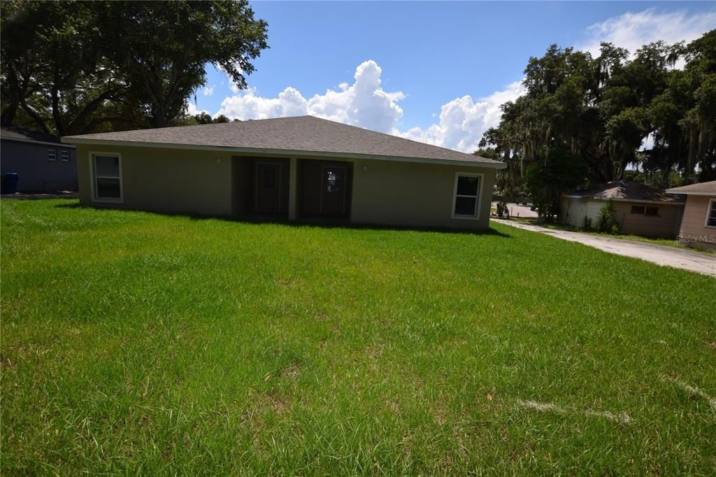 For Rent: $1,675 (3 beds, 2 baths, 1040 Square Feet)