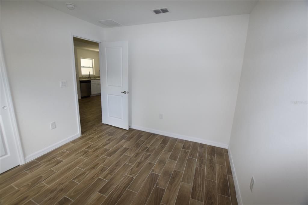 For Rent: $1,675 (3 beds, 2 baths, 1040 Square Feet)