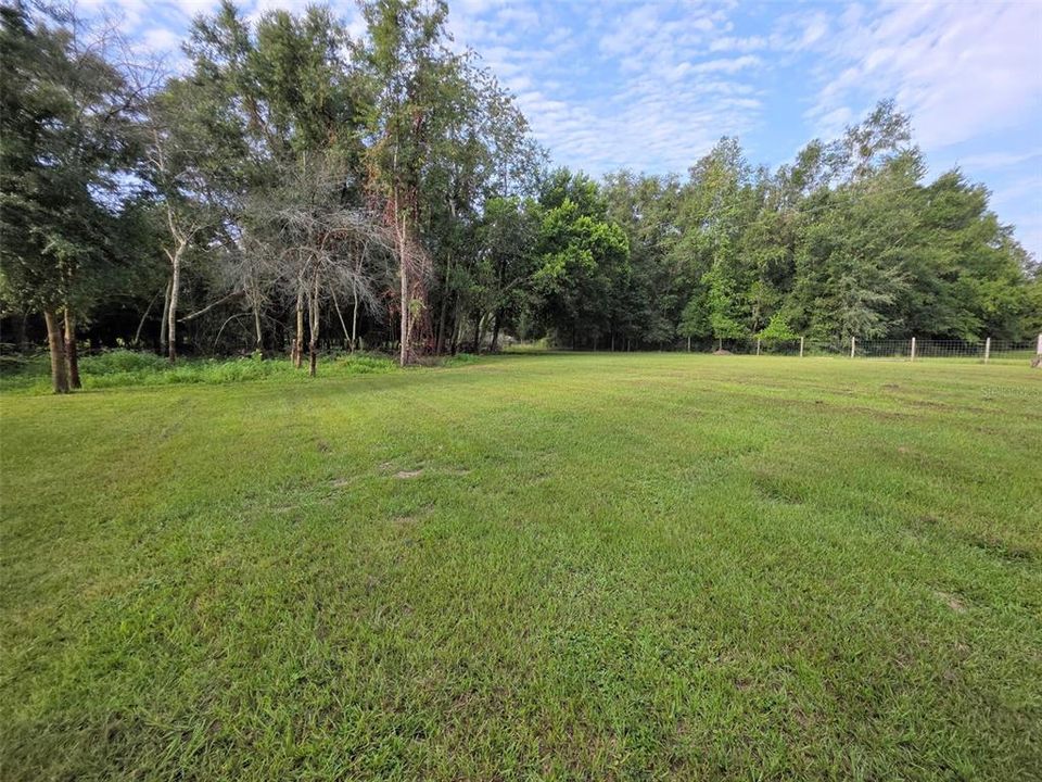 For Sale: $275,000 (3 beds, 1 baths, 1577 Square Feet)