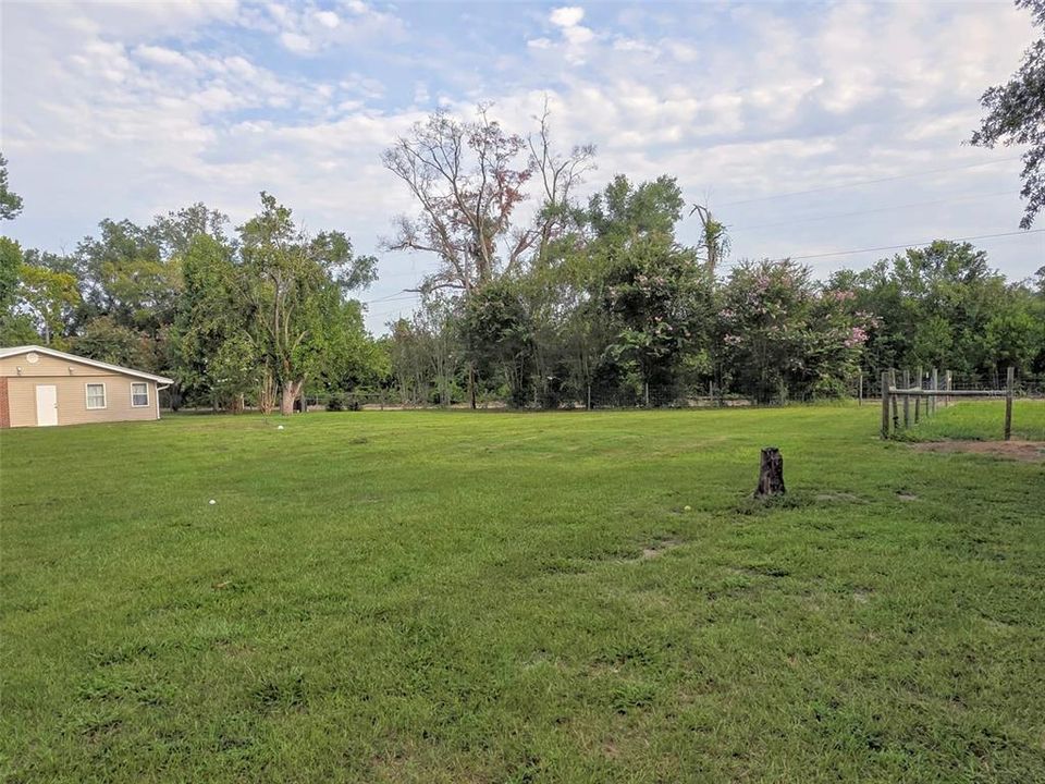 For Sale: $275,000 (3 beds, 1 baths, 1577 Square Feet)