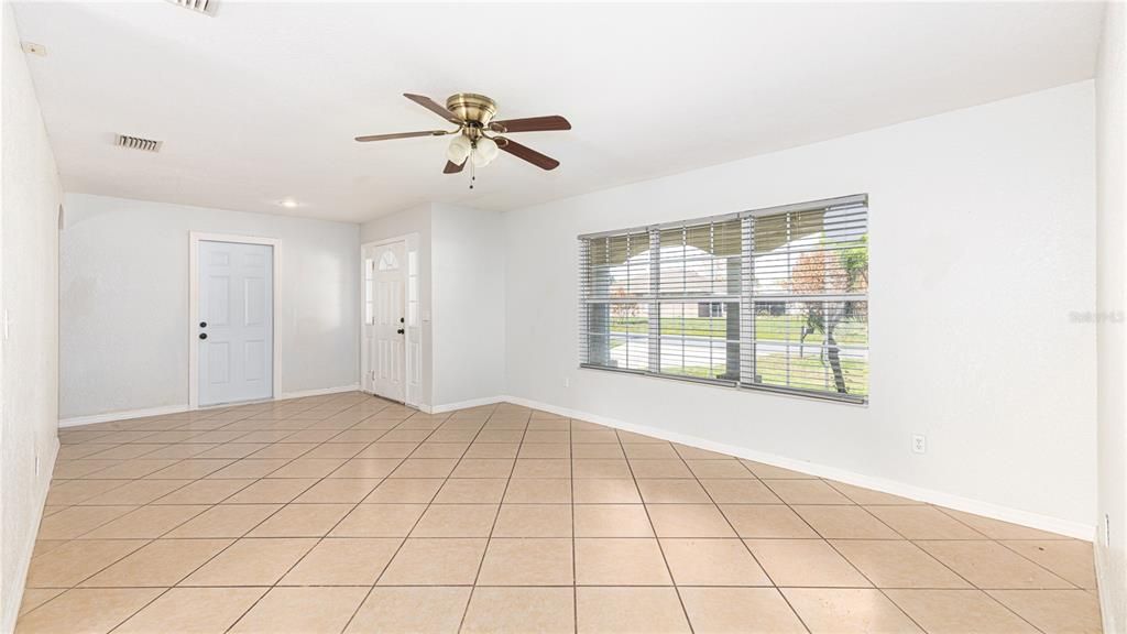 For Sale: $295,000 (4 beds, 2 baths, 2058 Square Feet)