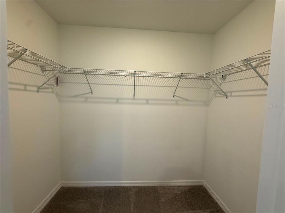 En Renta: $2,699 (5 camas, 2 baños, 2389 Pies cuadrados)