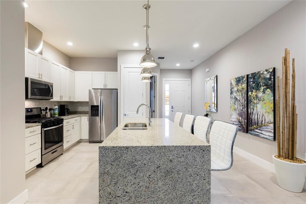 For Rent: $3,000 (4 beds, 4 baths, 1804 Square Feet)