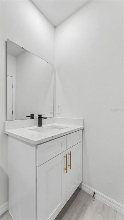 For Sale: $259,999 (3 beds, 2 baths, 1200 Square Feet)