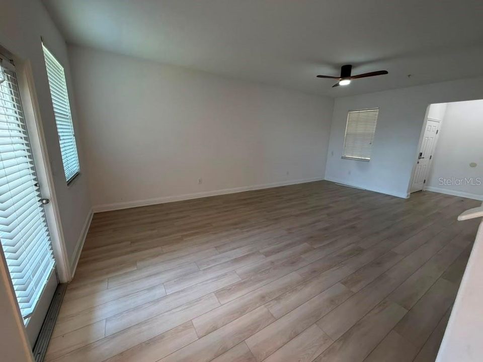 En Venta: $380,000 (3 camas, 2 baños, 1675 Pies cuadrados)
