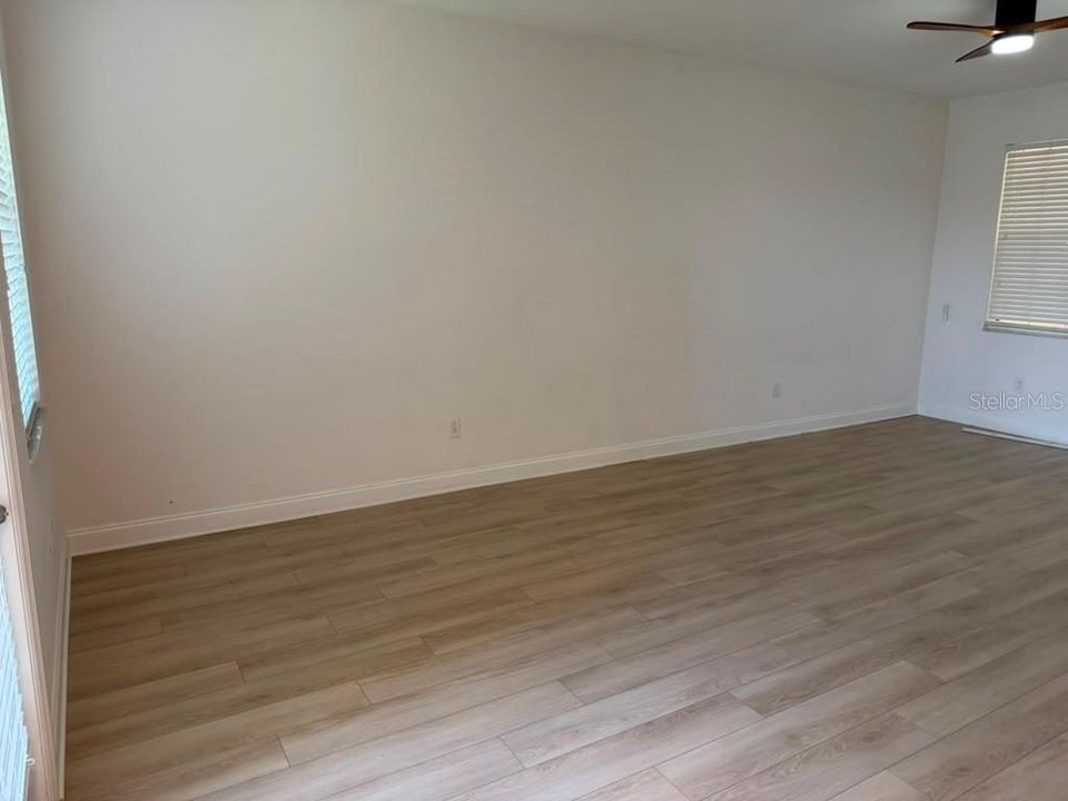 En Venta: $380,000 (3 camas, 2 baños, 1675 Pies cuadrados)