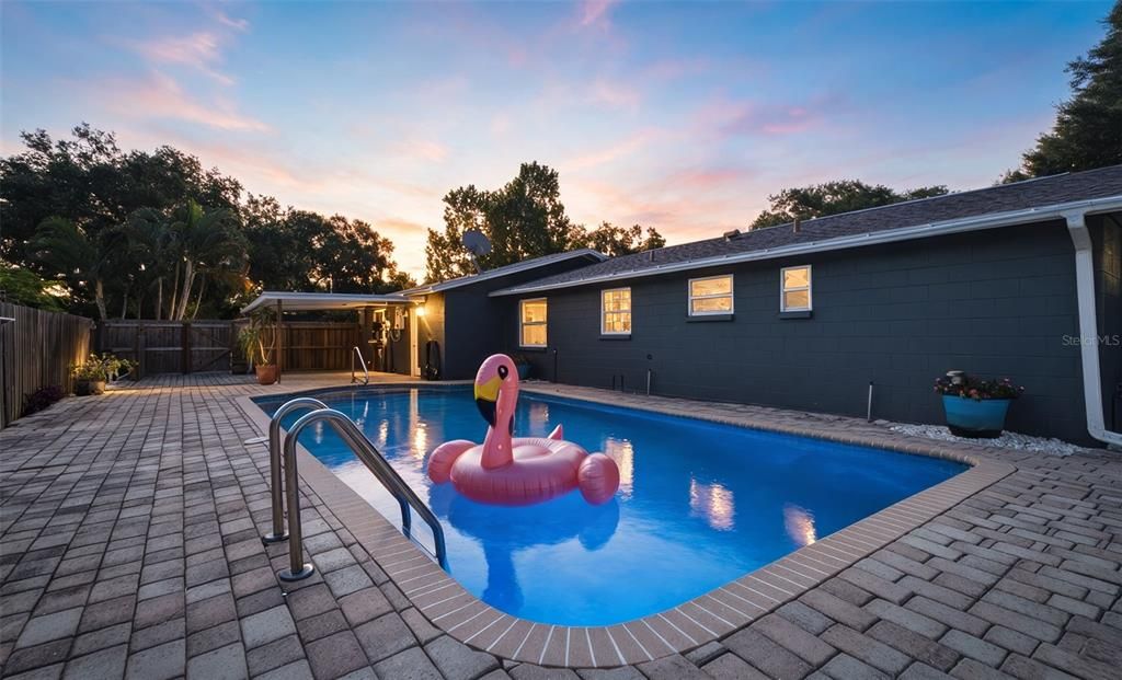 En Venta: $449,900 (3 camas, 2 baños, 1358 Pies cuadrados)