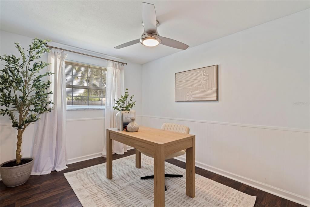 En Venta: $449,900 (3 camas, 2 baños, 1358 Pies cuadrados)