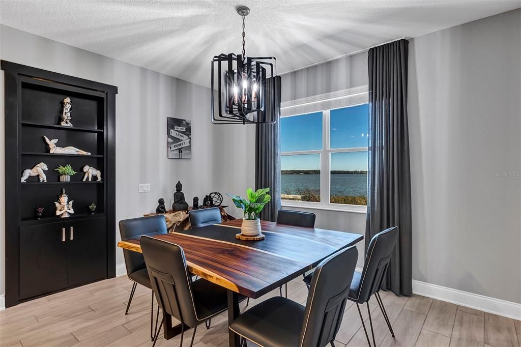 待售: $1,400,000 (4 贝兹, 3 浴室, 3562 平方英尺)