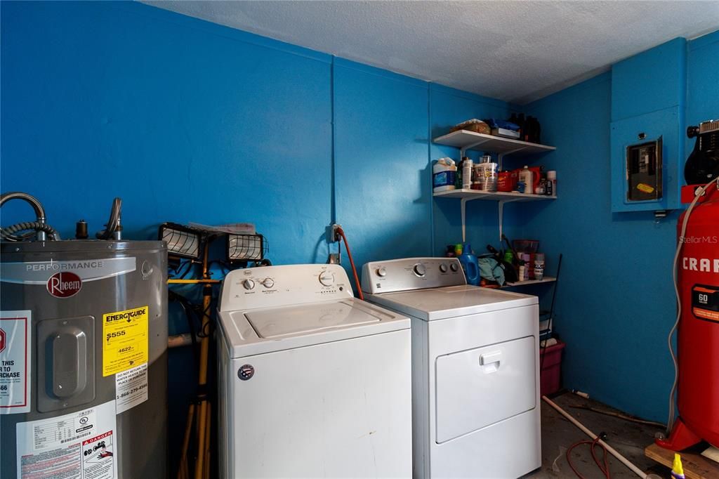 For Rent: $1,550 (2 beds, 2 baths, 1223 Square Feet)