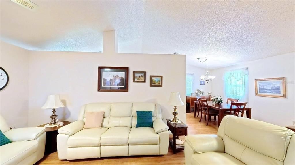 For Sale: $275,990 (2 beds, 2 baths, 1663 Square Feet)