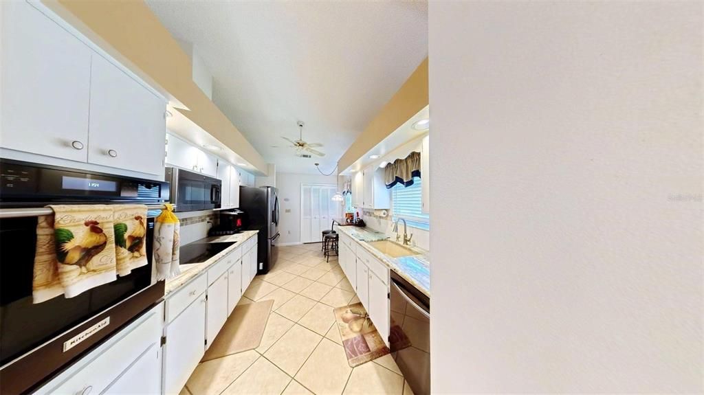 For Sale: $275,990 (2 beds, 2 baths, 1663 Square Feet)